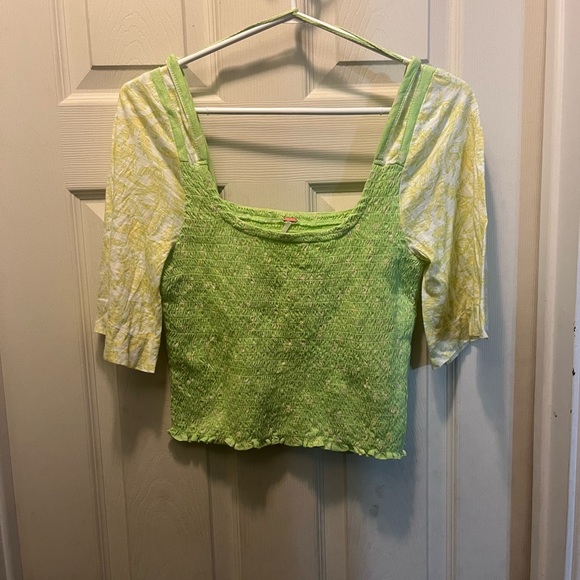 Free people Women's Blue Marigold Smocked Top
Medium - Picture 4 of 8